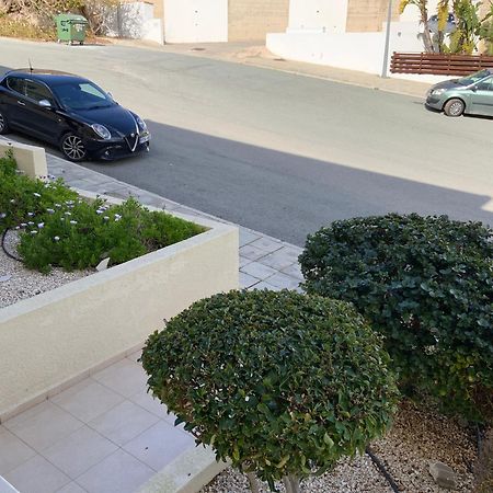 Beautiful 2 Bed Apartment In Peyia Valley, Paphos 外观 照片