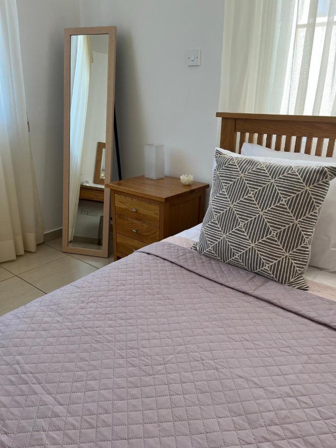 Beautiful 2 Bed Apartment In Peyia Valley, Paphos 外观 照片