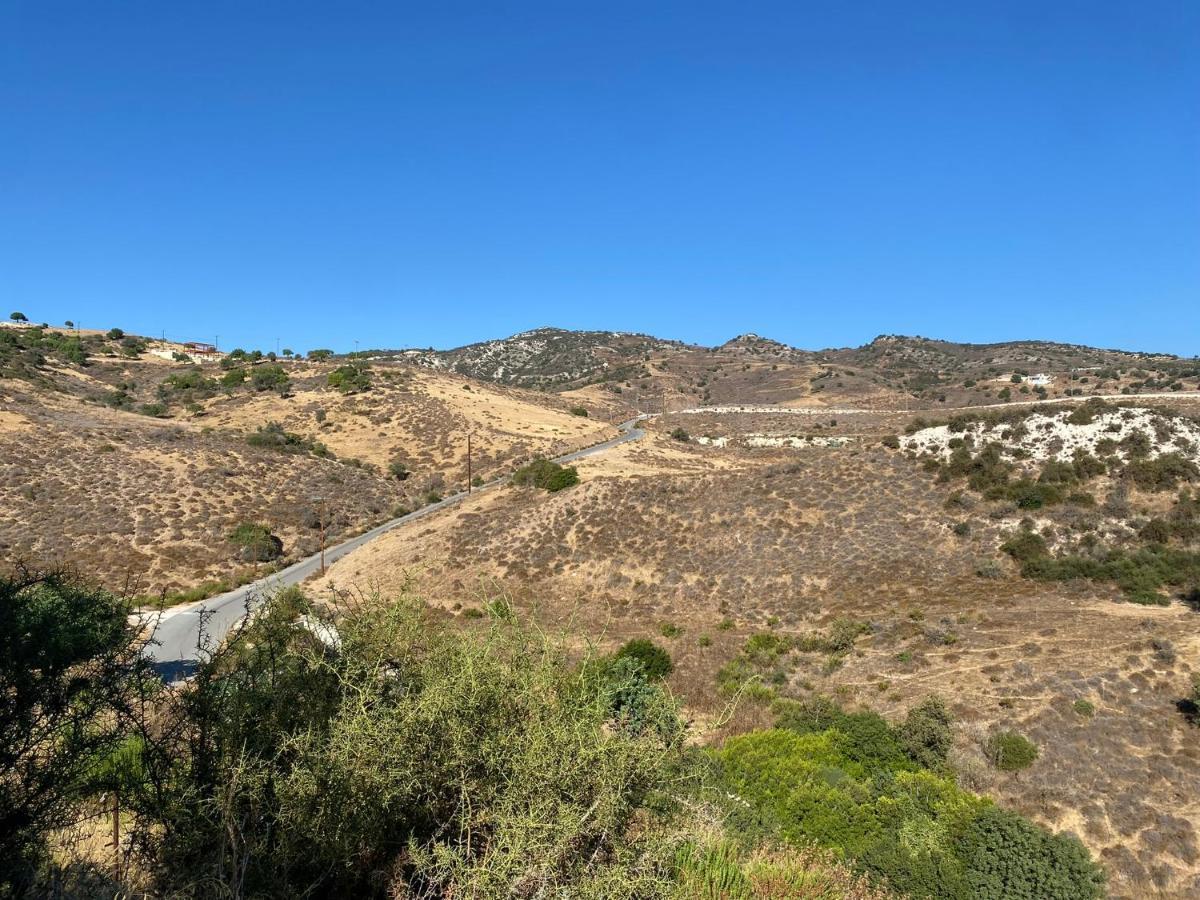 Beautiful 2 Bed Apartment In Peyia Valley, Paphos 外观 照片