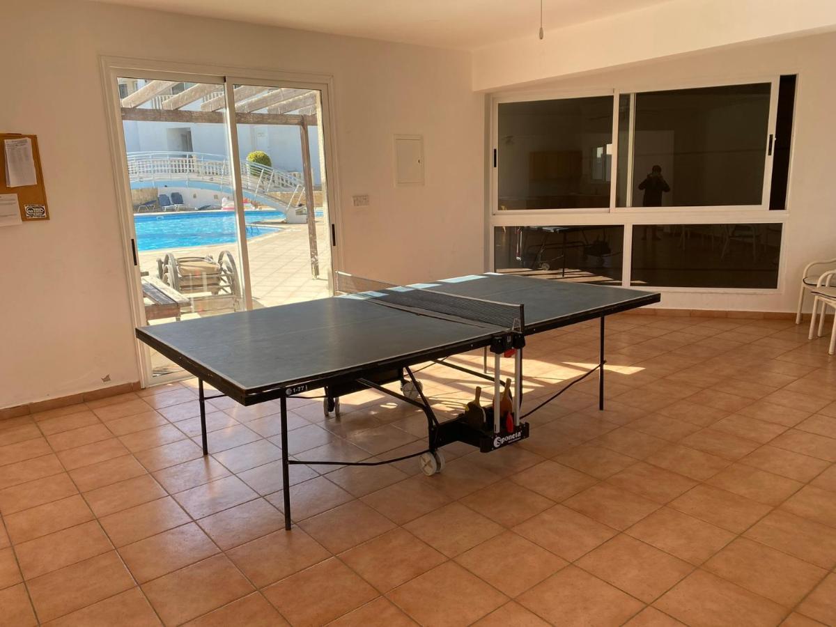 Beautiful 2 Bed Apartment In Peyia Valley, Paphos 外观 照片
